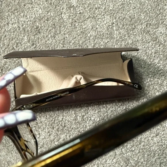 Oliver Peoples Tortoise Shell Glasses - Picture 6 of 13